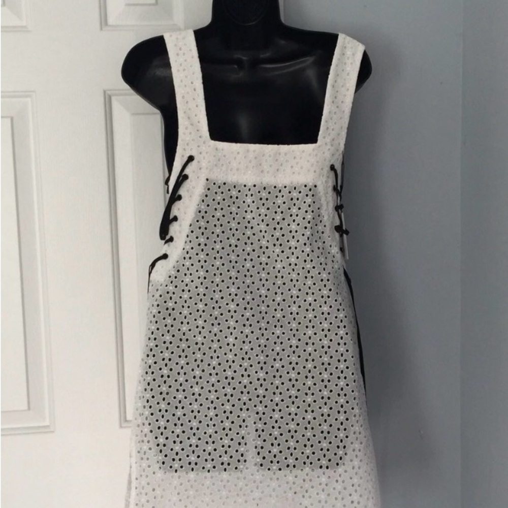 Waikiki Marisya Resort White Cover up Beach Dress with Black Lace-Up Sides